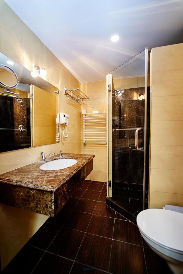 Hotel Gosciniec Pod Strzecha Suwałki Exterior foto